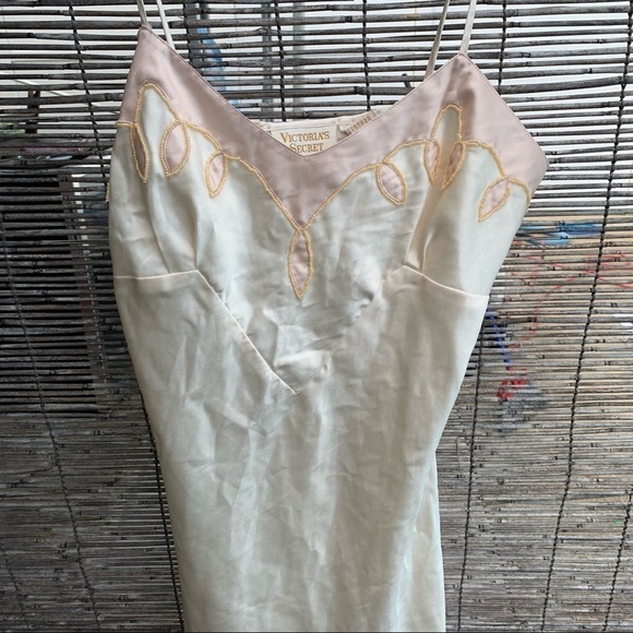 Vintage Victoria’s Secret Gold Label Lingerie - Picture 1 of 9